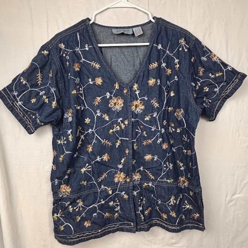 Jane Ashley Womens XL Blue Denim Floral Embroidered V-Neck Button Front Top